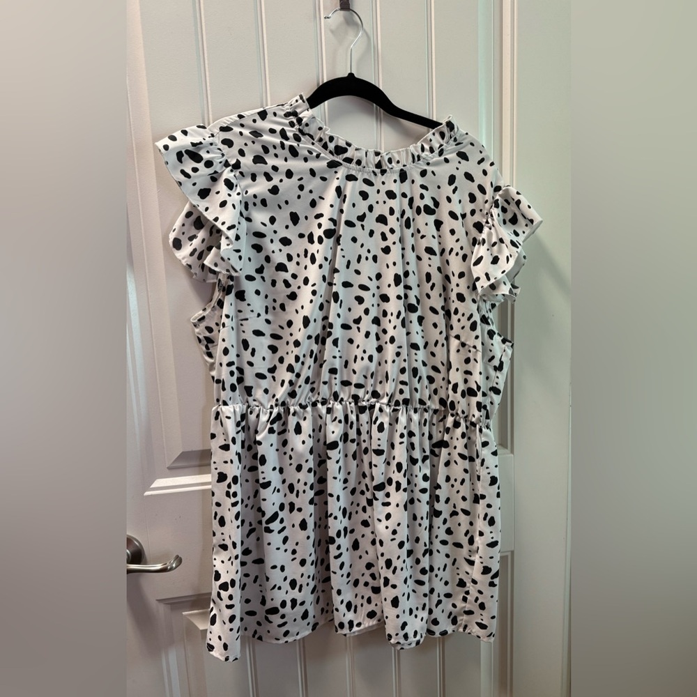SHEIN Black and White Dalmatian Print Top